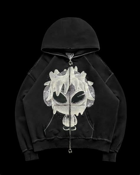The Digi mascot zip hoodie in black: a timeless classic
